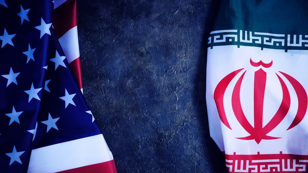 قیمت نفت کاهش می‌یابد در حالی که ونس اقدام به ازسرگیری مذاکرات صلح با ایران می‌کند.