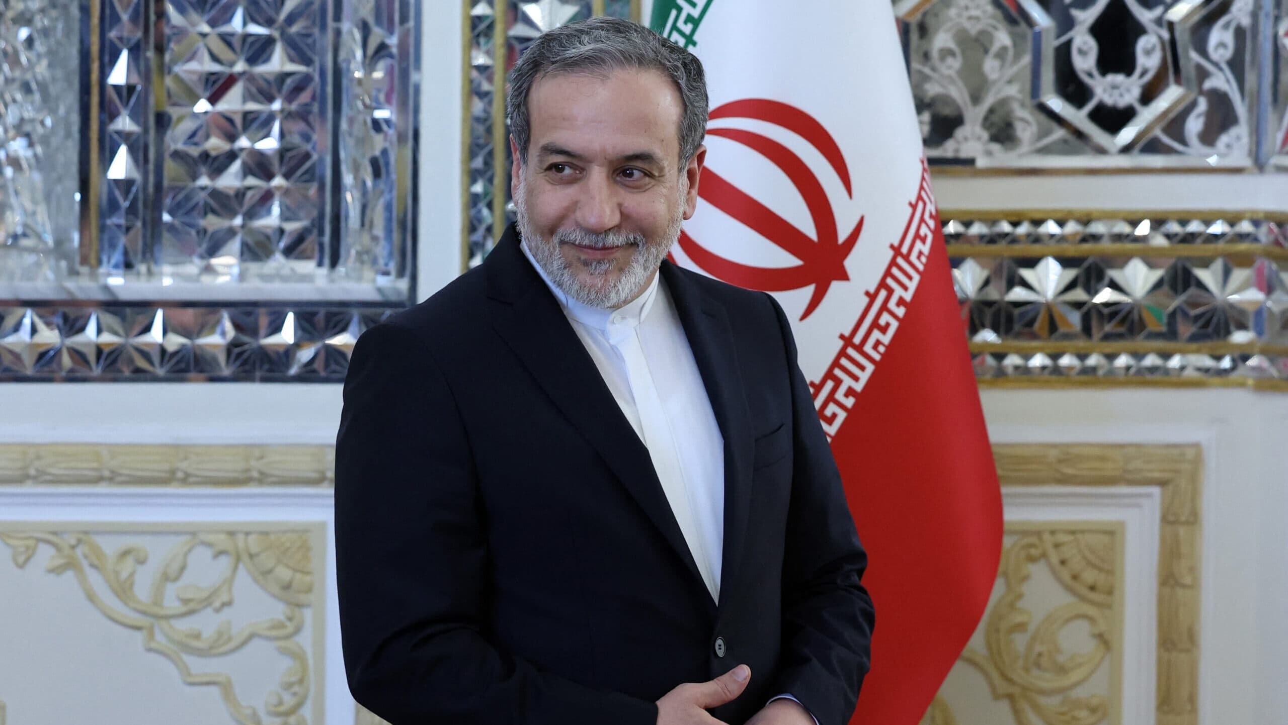 انتظار می‌رود هیأتی از ایالات متحده در دوحه حاضر شود تا ایران و قطر درباره برنامه هسته‌ای و تنگه هرمز گفتگو کنند.