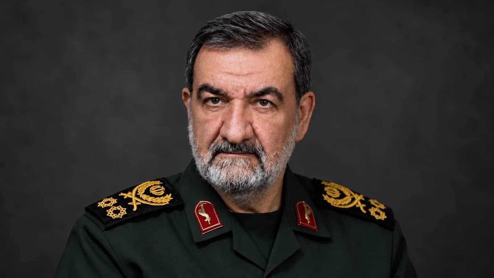 ایران می گوید که مواد هسته ای غنی شده در داخل کشور باقی خواهد ماند.